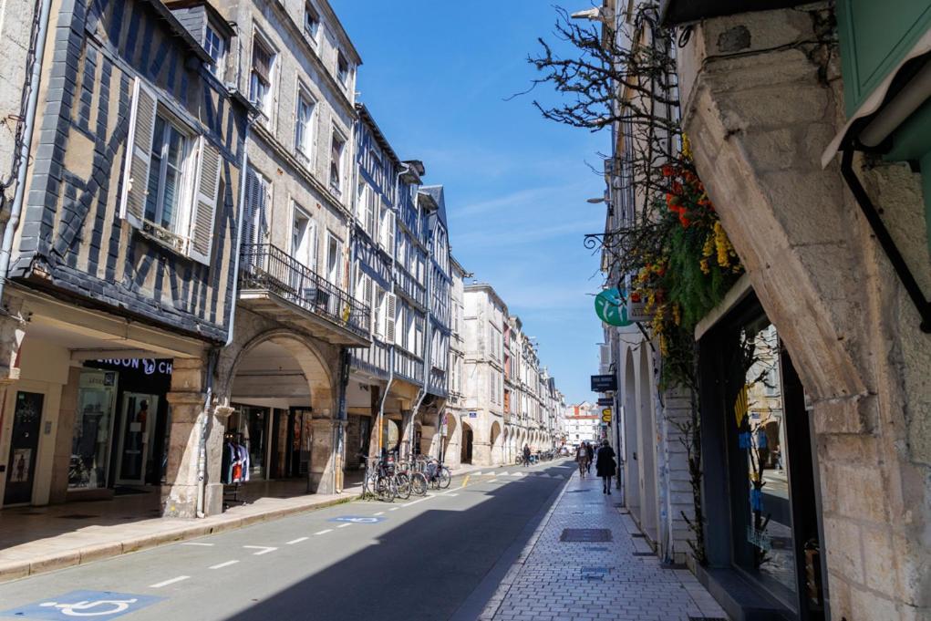 L'Appartement : Location Les Merciers. La Rochelle  Zewnętrze zdjęcie